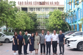 TRƯỜNG CAO ĐẲNG CỘNG ĐỒNG HÀ NỘI ĐÓN TIẾP ÔNG RUBY SABAS VÀ HIỆP HỘI CAO ĐẲNG CỘNG ĐỒNG VIỆT NAM ĐẾN THĂM VÀ LÀM VIỆC